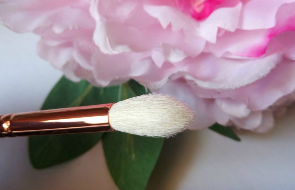 Zoeva rose golden vol 3 luxury brush set 