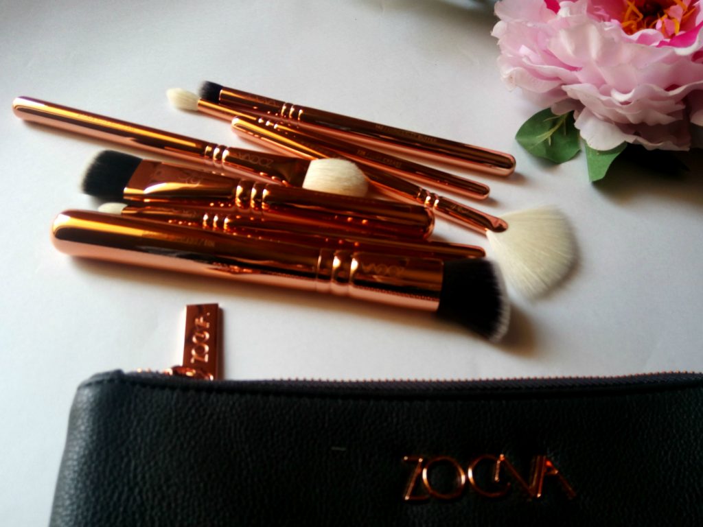 Zoeva rose golden vol 3 luxury brush set 