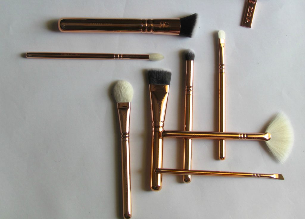 Zoeva rose golden vol 3 luxury brush set 