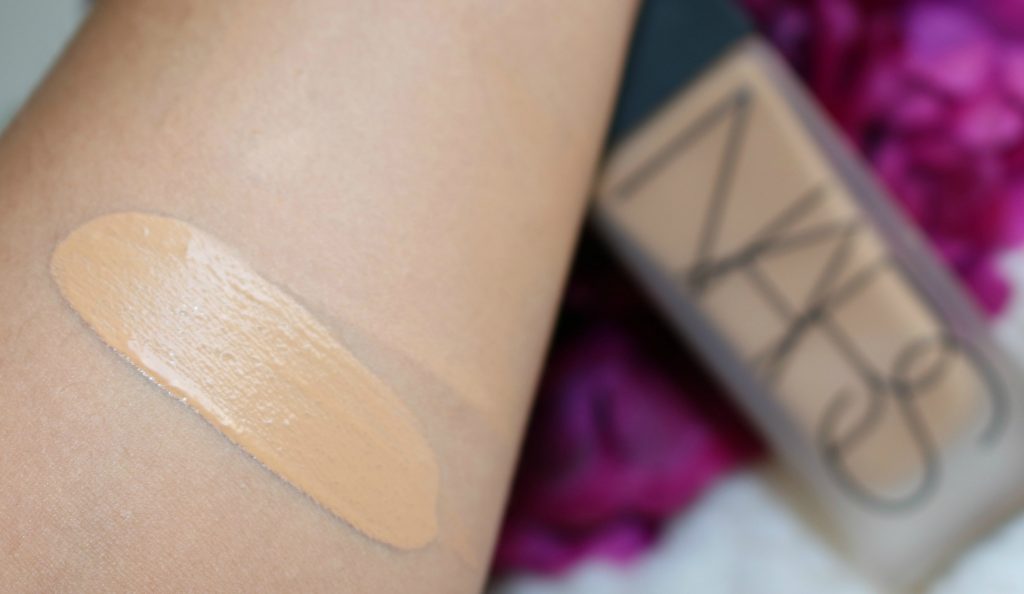 NARS All Day Luminous Weightless Foundation review