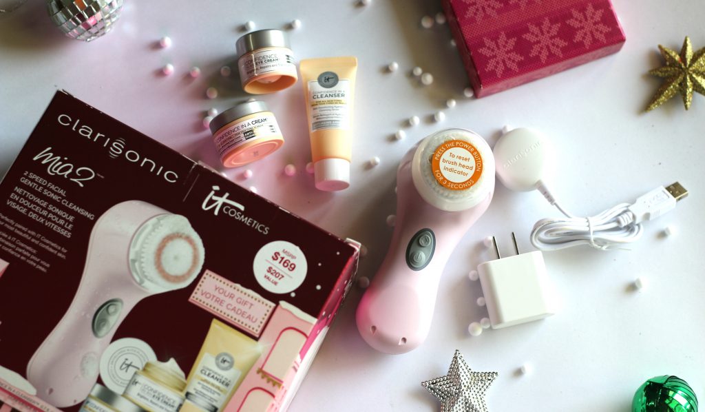 clarisonic mia 2 confidence boost holiday gift set,confidence boost holiday gift set: mia 2 and it cosmetics,clarisonic mia 2 & it cosmetics confidence holiday gift set,2017 holiday beauty gift pick - clarisonic mia 2 confidence boost gift set,clarisonic mia 2,clarisonic mia 2 review,buy clarisonic mia 2 online,clarisonic mia 2 uses,clarisonic mia 2 how to use, clarisonic confidence boost holiday gift set,clarisonic confidence boost holiday gift set mia 2,clarisonic confidence boost holiday gift set it cosmetics,skin cleansing devices, skin cleansing tool, 