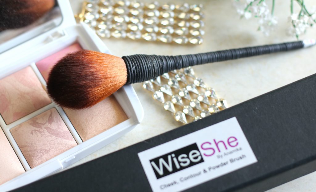 wiseshe cheek, contour & powder brush review, wiseshe cheek, contour and powder brush buy online, wiseshe cheek, contour & powder brush india, best face brush in india, makeup brushes, wiseshe by anamika cheek contour and powder brush