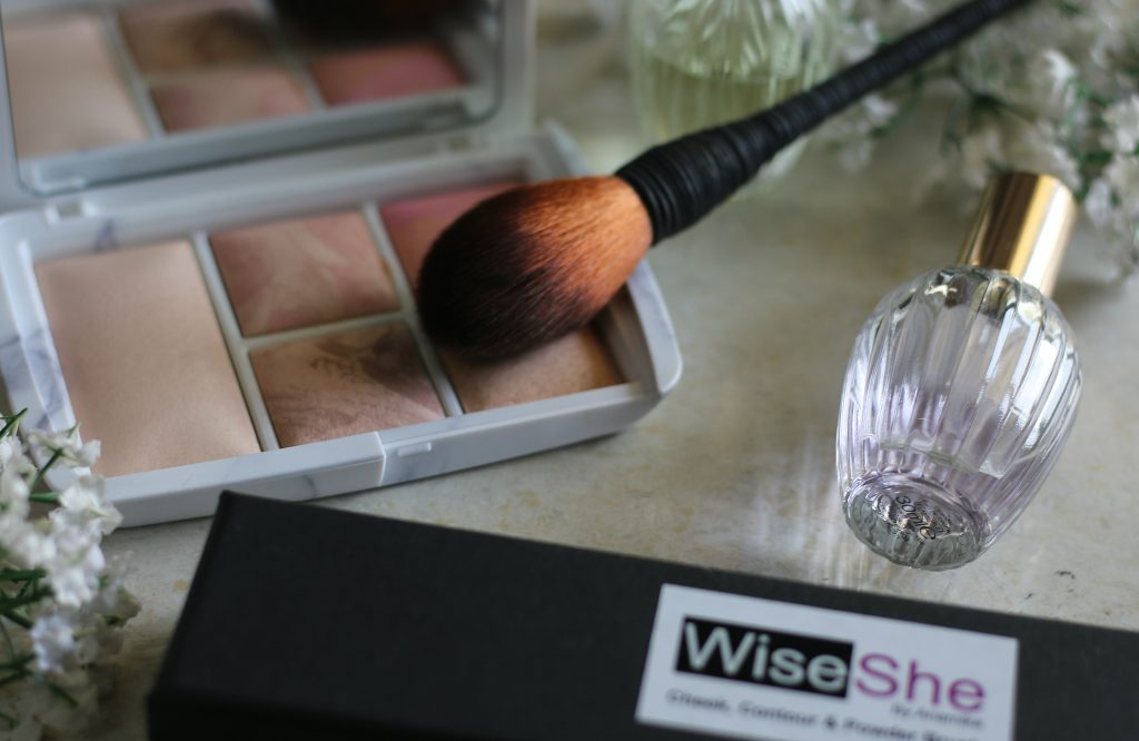 wiseshe cheek, contour & powder brush review, wiseshe cheek, contour and powder brush buy online, wiseshe cheek, contour & powder brush india, best face brush in india, makeup brushes, wiseshe by anamika cheek contour and powder brush