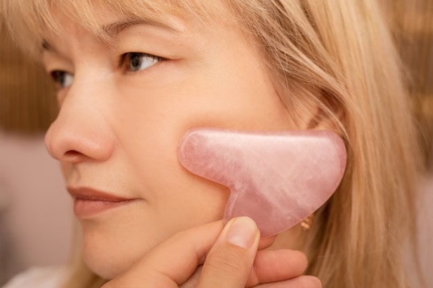 benefits of gua gua sha, gua sha stonegua sha tools, gua sha facial, gua sha massage, facial gua sha,
how to use a gua sha	,gua sha benefits,what is gua sha, how to use gua sha, best gua sha facial tool,  everything that you need to know about gua sha, can you use gua sha without oil, benefits of gua sha